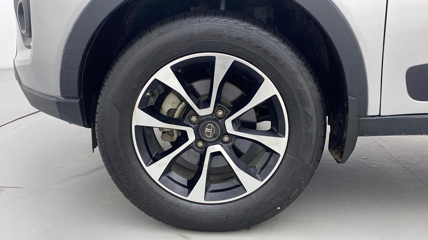 2020 Tata NEXON XZ+ OPT PETROL, Petrol, Manual, 20,734 km, Left Front Wheel