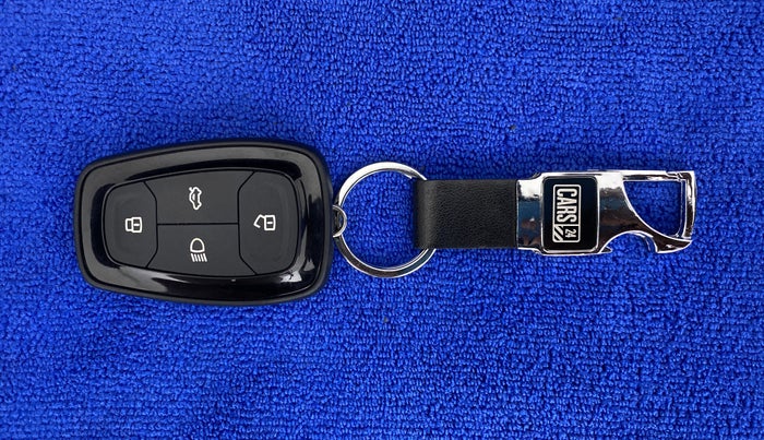 2020 Tata NEXON XZ+ OPT PETROL, Petrol, Manual, 20,734 km, Key Close Up
