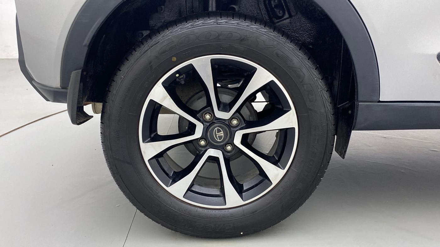 2020 Tata NEXON XZ+ OPT PETROL, Petrol, Manual, 20,734 km, Right Rear Wheel
