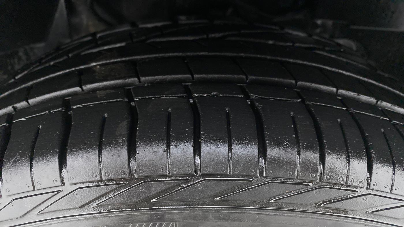 2020 Tata NEXON XZ+ OPT PETROL, Petrol, Manual, 20,734 km, Right Front Tyre Tread