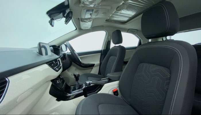 2020 Tata NEXON XZ+ OPT PETROL, Petrol, Manual, 20,734 km, Right Side Front Door Cabin