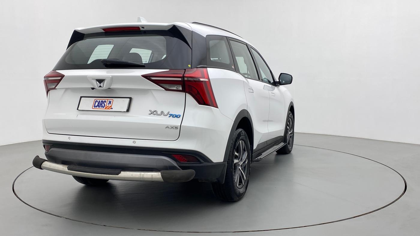 2022 Mahindra XUV700 AX 5 P MT 5 STR, Petrol, Manual, 10,488 km, Right Back Diagonal