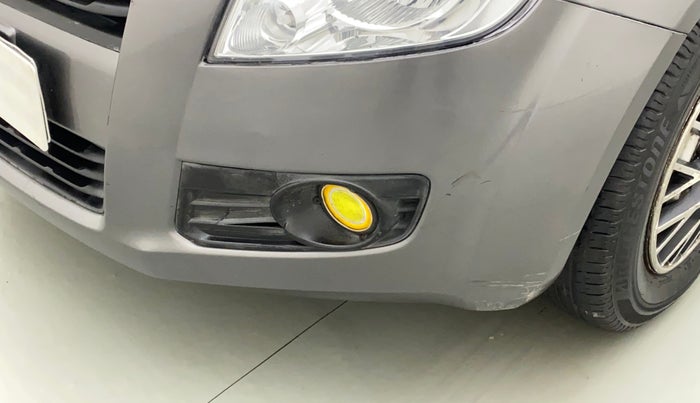 2012 Maruti Ritz LXI, Petrol, Manual, 1,19,936 km, Front bumper - Minor scratches