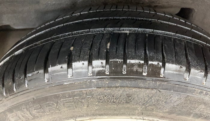 2018 Toyota Corolla Altis G PETROL, Petrol, Manual, 42,165 km, Right Rear Tyre Tread