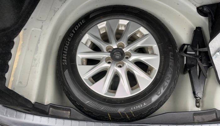 2018 Toyota Corolla Altis G PETROL, Petrol, Manual, 42,165 km, Spare Tyre