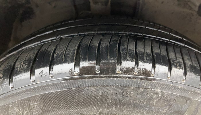 2018 Toyota Corolla Altis G PETROL, Petrol, Manual, 42,165 km, Right Front Tyre Tread