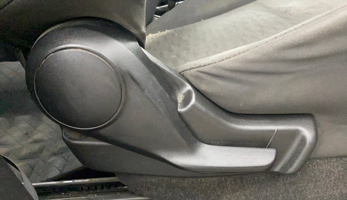 2018 Maruti IGNIS DELTA 1.2 AMT, Petrol, Automatic, 95,662 km, Driver Side Adjustment Panel