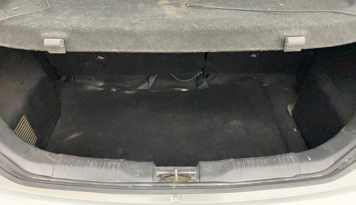 2018 Maruti IGNIS DELTA 1.2 AMT, Petrol, Automatic, 95,662 km, Boot Inside