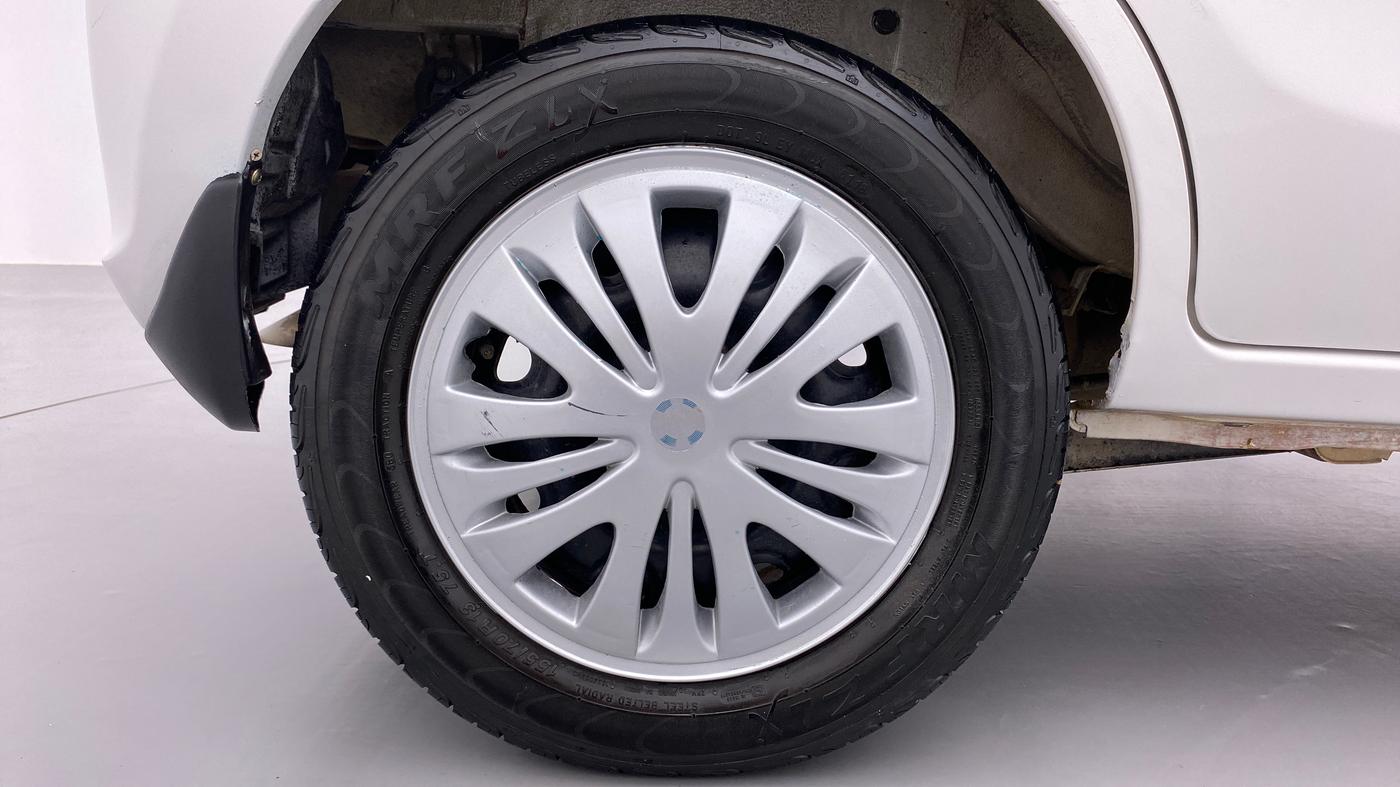 2015 Maruti Alto K10 VXI P, Petrol, Manual, Right Rear Wheel