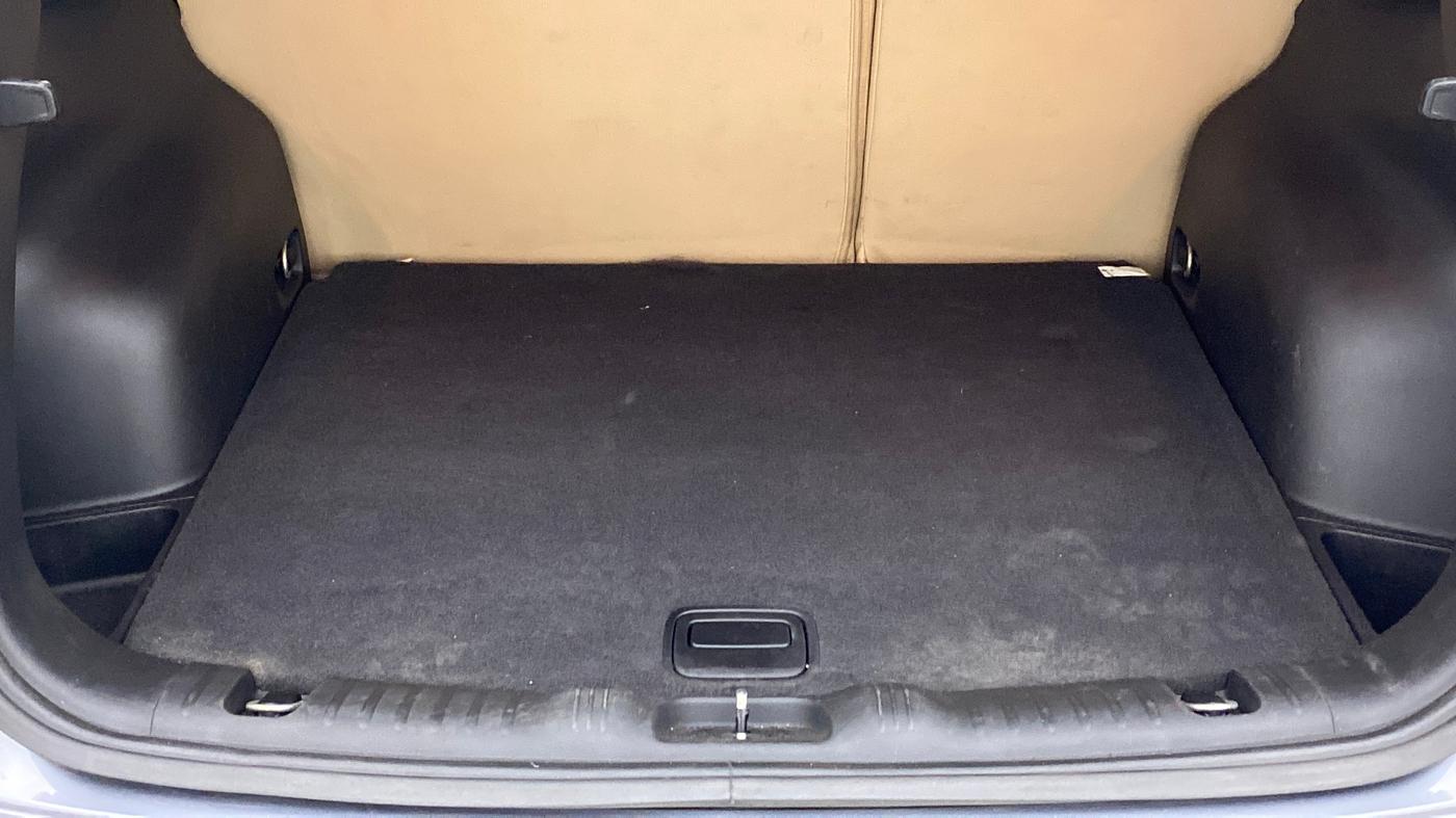 2019 Jeep Compass LONGITUDE (O) 1.4 PETROL AT, Petrol, Automatic, 47,095 km, Boot Inside