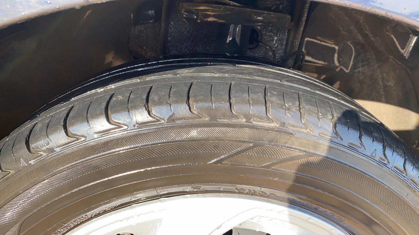 2019 Tata TIGOR XZ PETROL, CNG, Manual, 72,263 km, Right Front Tyre Tread