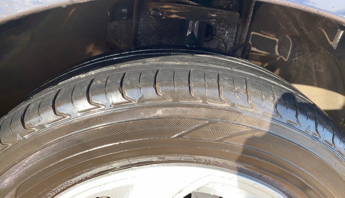 2019 Tata TIGOR XZ PETROL, CNG, Manual, 72,263 km, Right Front Tyre Tread