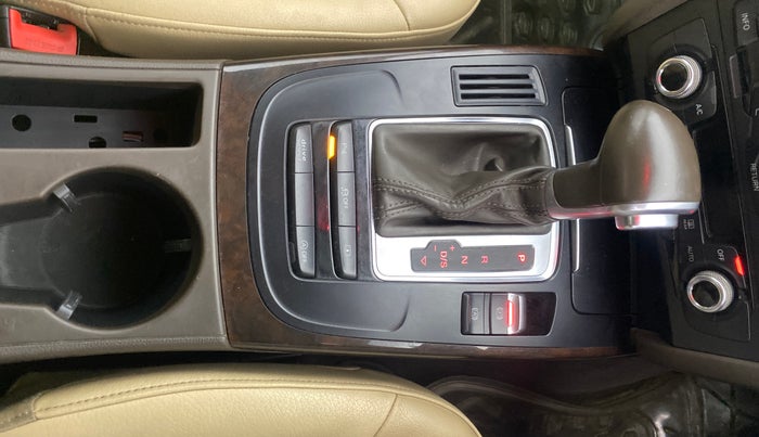 2015 Audi A4 35 TFSI PREMIUM, Petrol, Automatic, 77,610 km, Gear Lever