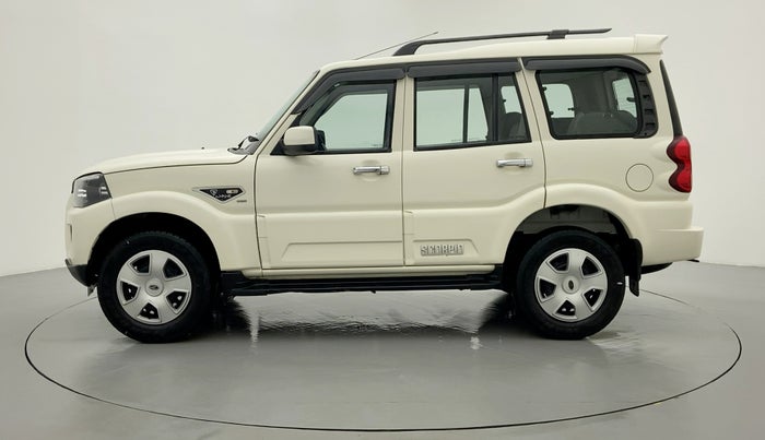2018 Mahindra Scorpio S7 120 BHP 2WD, Diesel, Manual, 43,269 km, Left Side