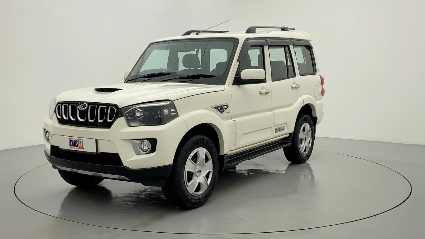 2018 Mahindra Scorpio S7 120 BHP 2WD, Diesel, Manual, 43,269 km, Left Front Diagonal