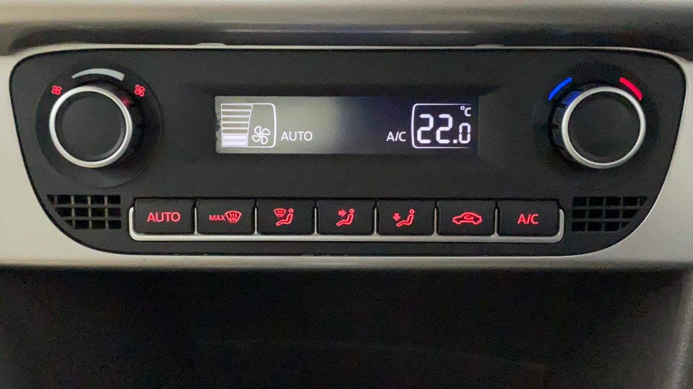 2018 Volkswagen Vento HIGHLINE PLUS 1.2 AT 16 ALLOY, Petrol, Automatic, 67,875 km, Automatic Climate Control