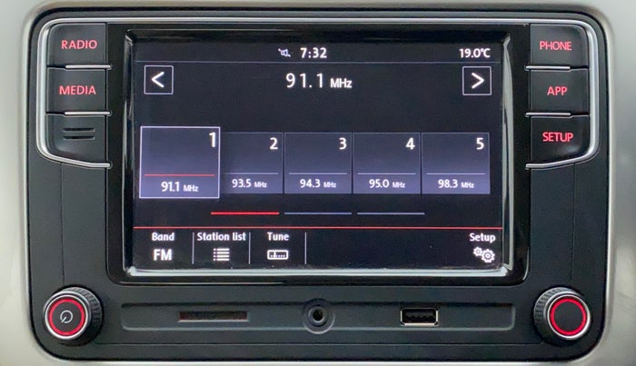 2018 Volkswagen Vento HIGHLINE PLUS 1.2 AT 16 ALLOY, Petrol, Automatic, 67,875 km, Infotainment System