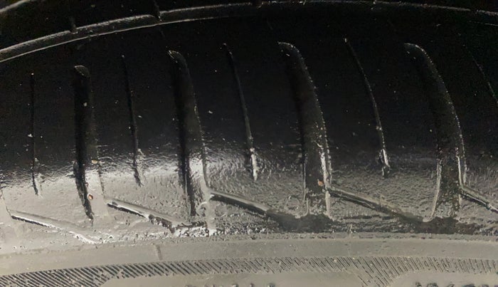 2013 Chevrolet Beat LS PETROL, Petrol, Manual, 56,724 km, Right Front Tyre Tread