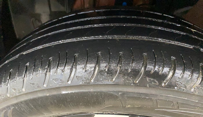 2022 Renault Kiger RXT (O) MT, Petrol, Manual, 37,448 km, Left Front Tyre Tread