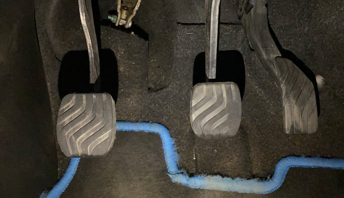 2022 Renault Kiger RXT (O) MT, Petrol, Manual, 37,448 km, Pedals