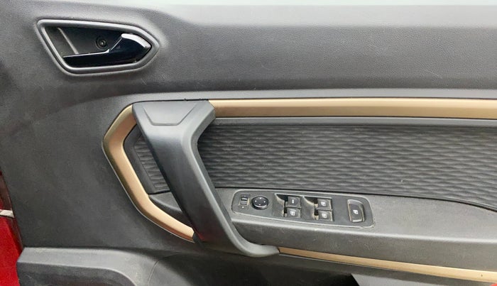 2022 Renault Kiger RXT (O) MT, Petrol, Manual, 37,448 km, Driver Side Door Panels Control