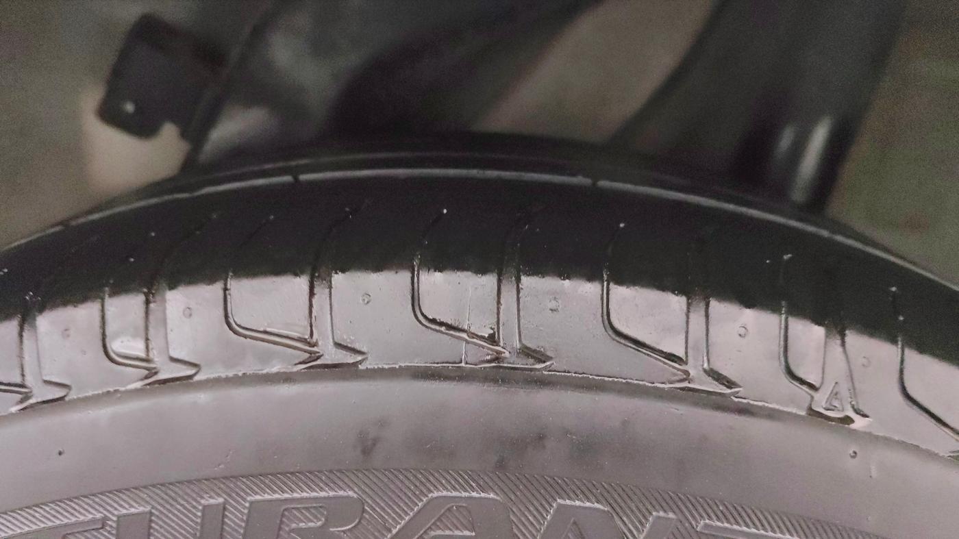 2019 Hyundai VENUE SX PLUS 1.0 TURBO DCT, Petrol, Automatic, 99,740 km, Left Rear Tyre Tread