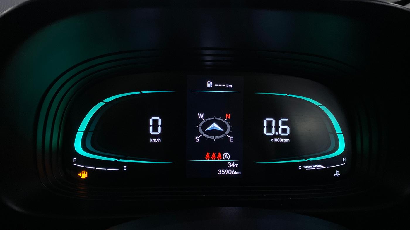 2023 Hyundai VENUE SX 1.2 PETROL, Petrol, Manual, 35,896 km, Odometer Image