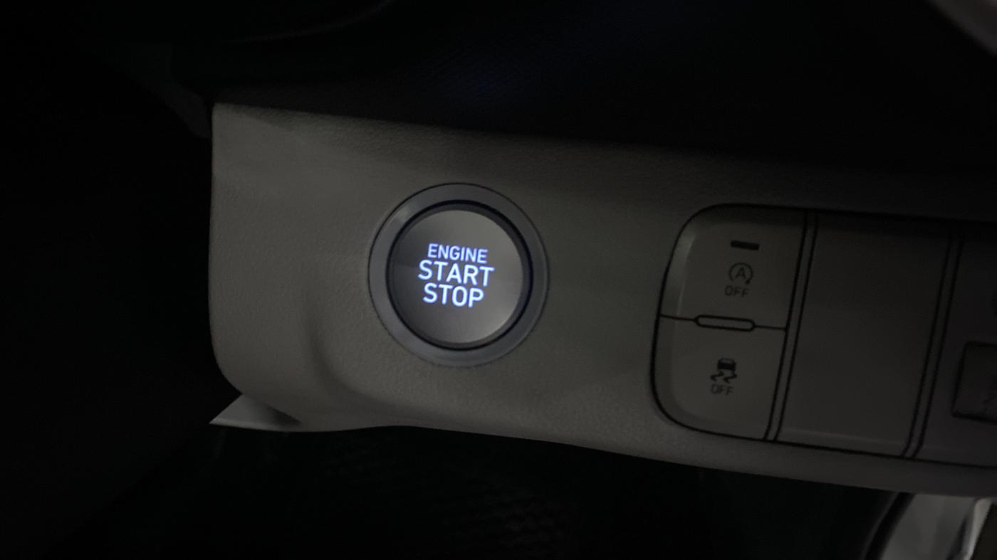 2023 Hyundai VENUE SX 1.2 PETROL, Petrol, Manual, 35,896 km, Keyless Start/ Stop Button