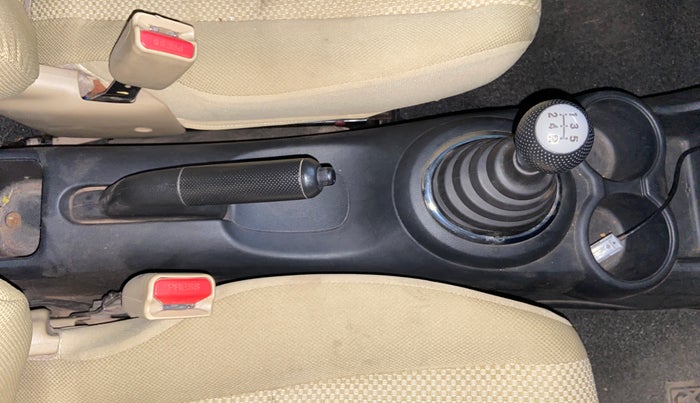 2016 Honda Brio S MT, Petrol, Manual, 54,767 km, Gear Lever