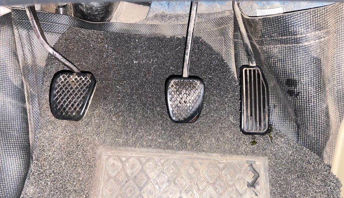 2016 Honda Brio S MT, Petrol, Manual, 54,767 km, Pedals