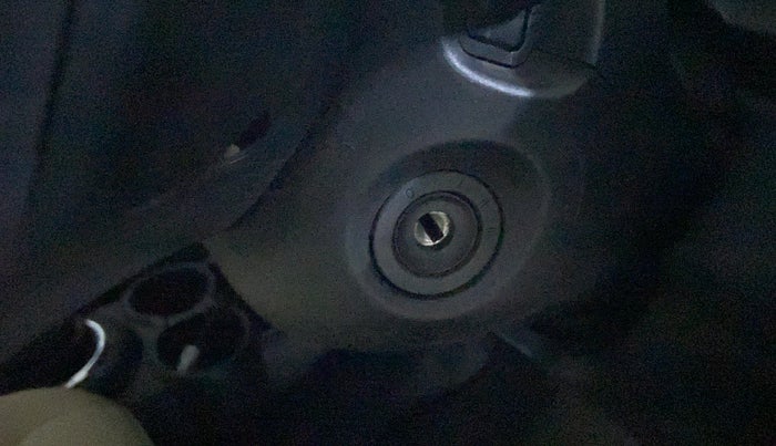 2016 Honda Brio S MT, Petrol, Manual, 54,767 km, Keyless Start/ Stop Button