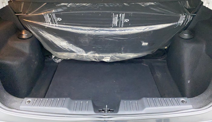 2021 Tata ALTROZ XZ 1.2, Petrol, Manual, 4,009 km, Boot Inside