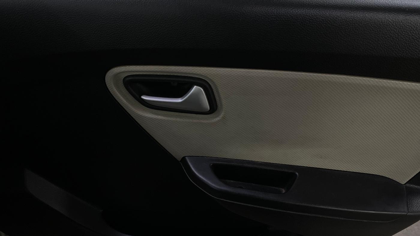 2020 Maruti Alto LXI, Petrol, Manual, 49,075 km, Driver Side Door Panels Control