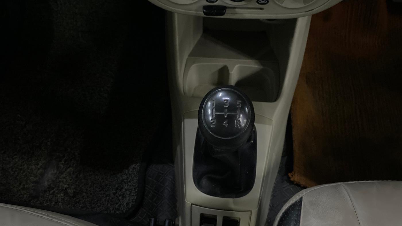 2020 Maruti Alto LXI, Petrol, Manual, 49,075 km, Gear Lever