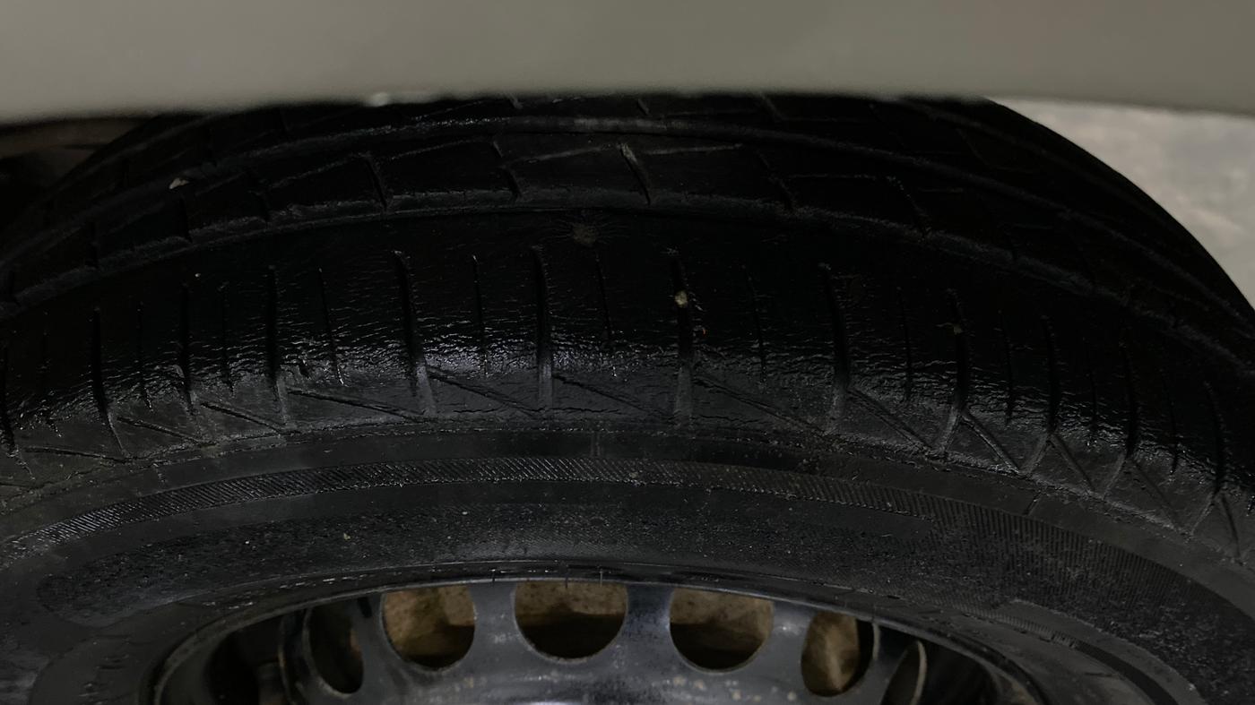 2020 Maruti Alto LXI, Petrol, Manual, 49,075 km, Left Rear Tyre Tread