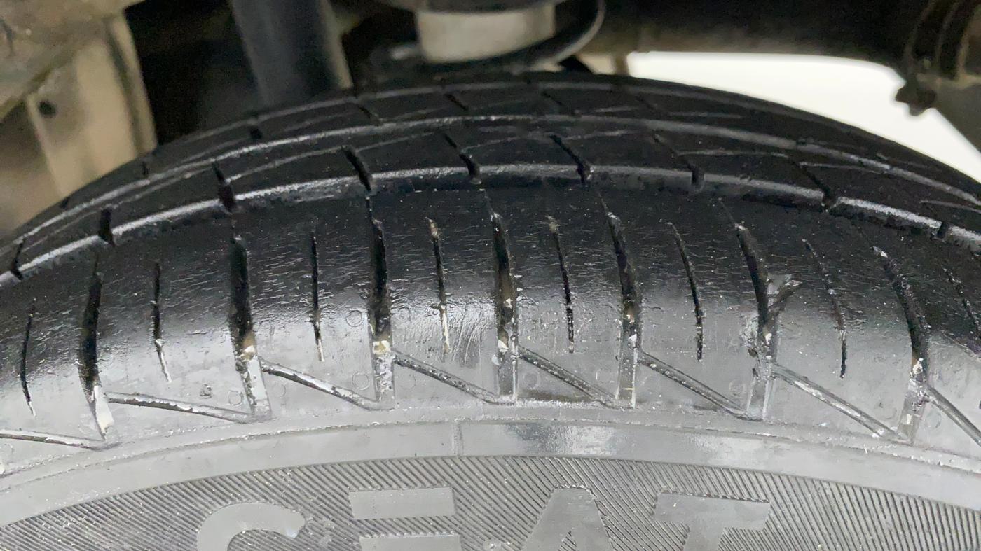 2019 Maruti Alto LXI, Petrol, Manual, 18,590 km, Left Rear Tyre Tread