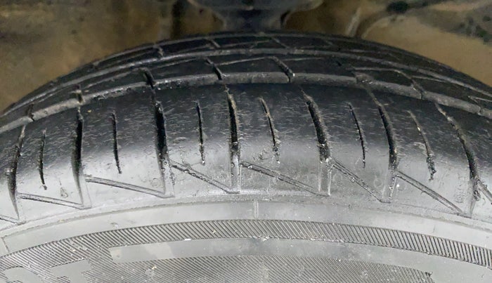 2019 Maruti Alto LXI, Petrol, Manual, 18,590 km, Right Front Tyre Tread