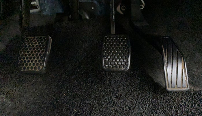 2019 Maruti Alto LXI, Petrol, Manual, 18,590 km, Pedals