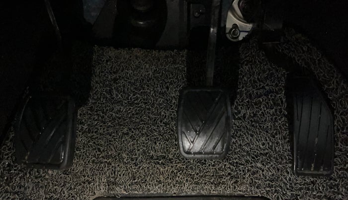 2019 Maruti New Wagon-R ZXI 1.2, Petrol, Manual, 72,677 km, Pedals