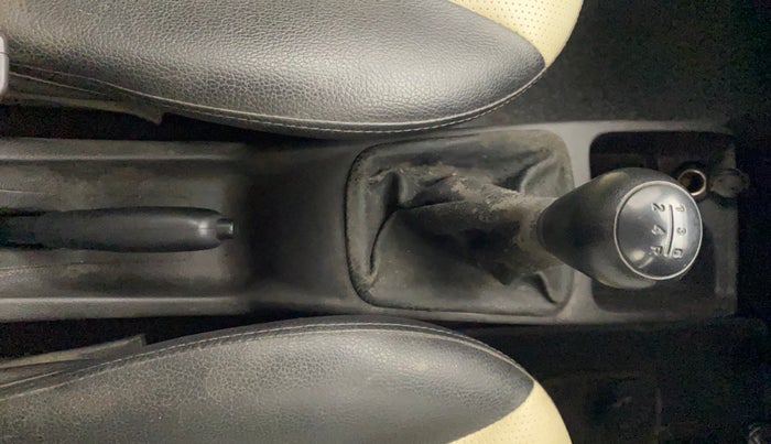 2014 Hyundai Eon ERA +, Petrol, Manual, 29,859 km, Gear Lever