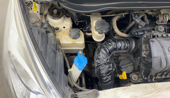 2014 Hyundai Eon ERA +, Petrol, Manual, 29,859 km, Engine View - Right