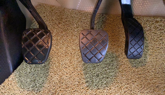 2017 Volkswagen Polo HIGHLINE1.2L, Petrol, Manual, 58,893 km, Pedals