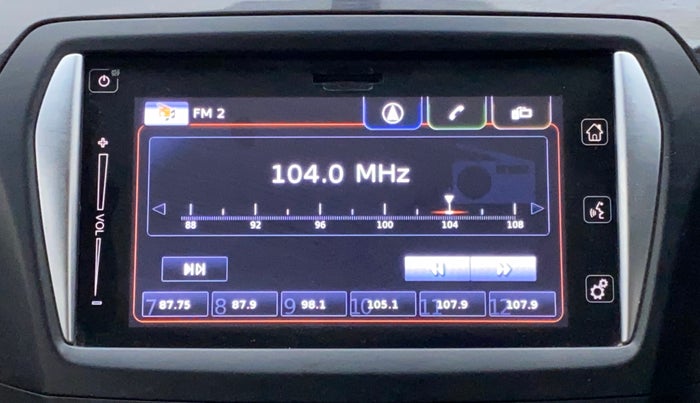 2017 Maruti Ciaz ZXI+, Petrol, Manual, 72,996 km, Infotainment System