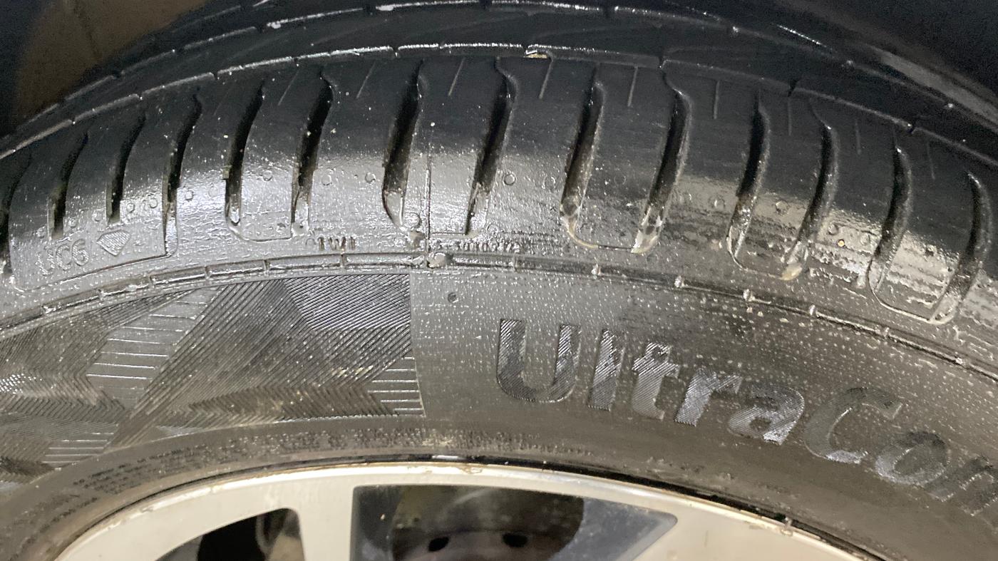 2020 Volkswagen Polo COMFORTLINE PLUS 1.0L MPI, Petrol, Manual, 54,210 km, Right Front Tyre Tread