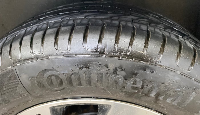 2020 Volkswagen Polo COMFORTLINE PLUS 1.0L MPI, Petrol, Manual, 54,210 km, Left Rear Tyre Tread