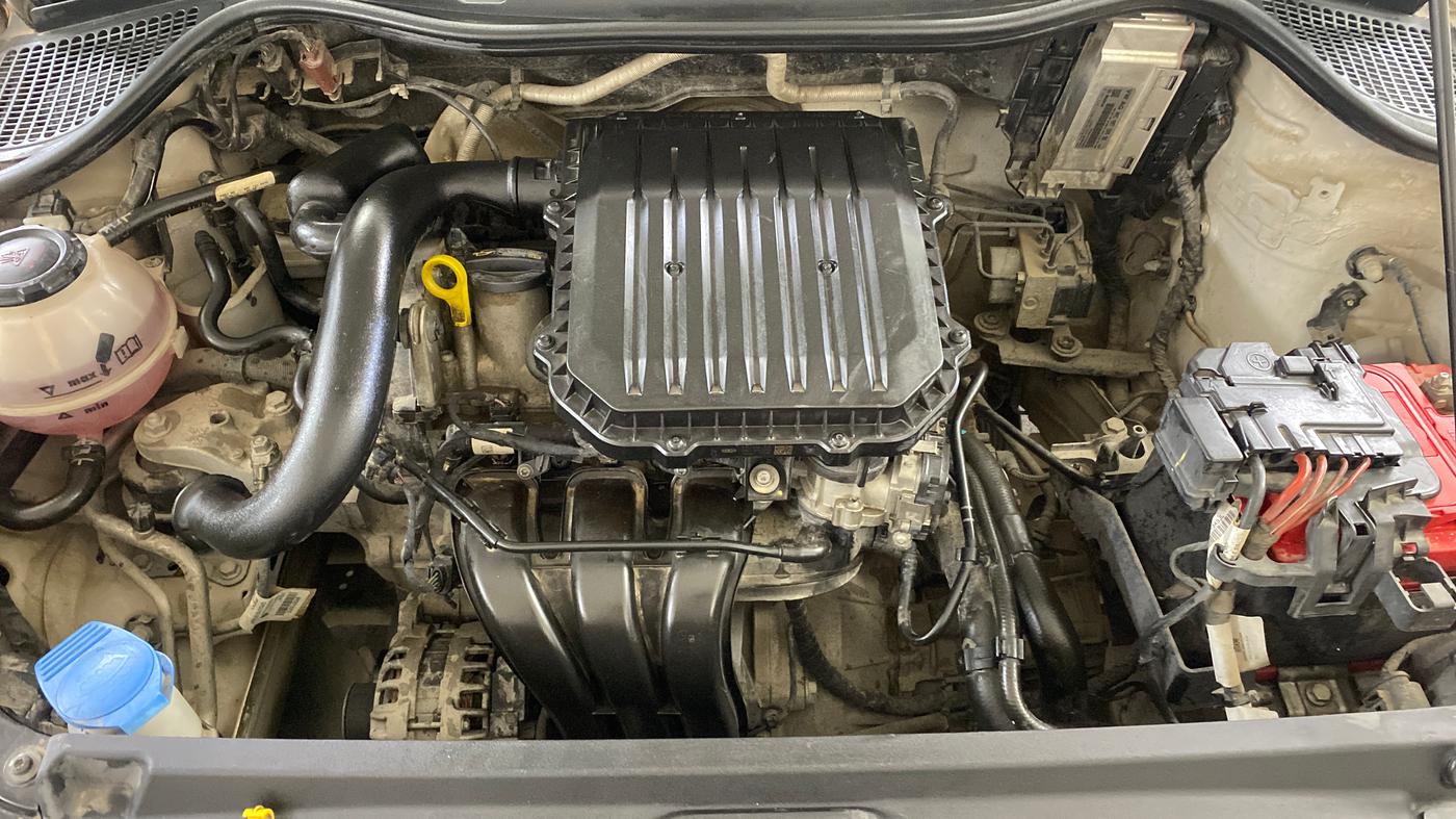 2020 Volkswagen Polo COMFORTLINE PLUS 1.0L MPI, Petrol, Manual, 54,210 km, Engine View
