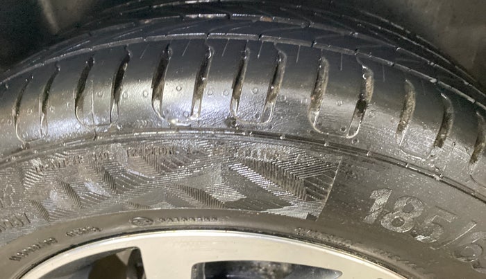 2020 Volkswagen Polo COMFORTLINE PLUS 1.0L MPI, Petrol, Manual, 54,210 km, Right Rear Tyre Tread