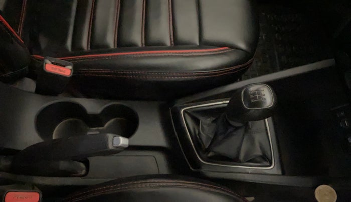 2017 Hyundai Elite i20 MAGNA 1.2, Petrol, Manual, 92,294 km, Gear Lever