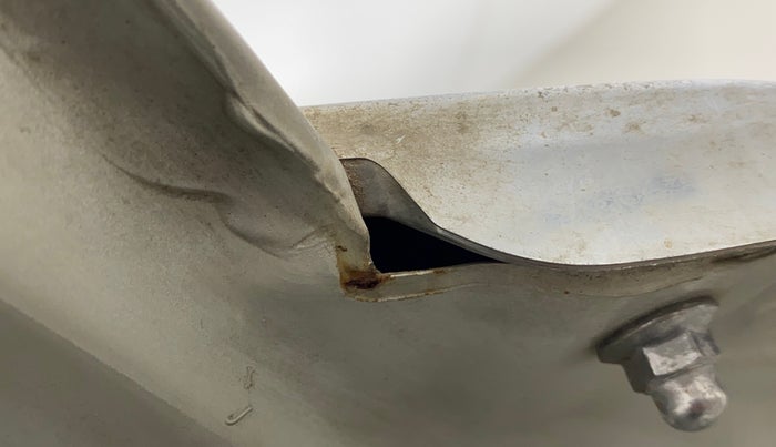 2017 Maruti Dzire VDI AMT, Diesel, Automatic, 1,12,566 km, Dicky (Boot door) - Minor rust Inside Panel