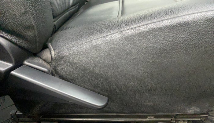 2011 Toyota Etios V, Petrol, Manual, 21,291 km, Driver Side Adjustment Panel